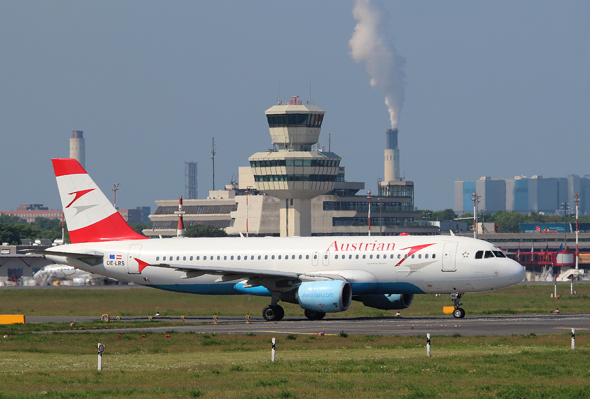 Austrian Airlines A 320-214 OE-LBS kurz vor dem Start in Berlin-Tegel am 19.05.2013
