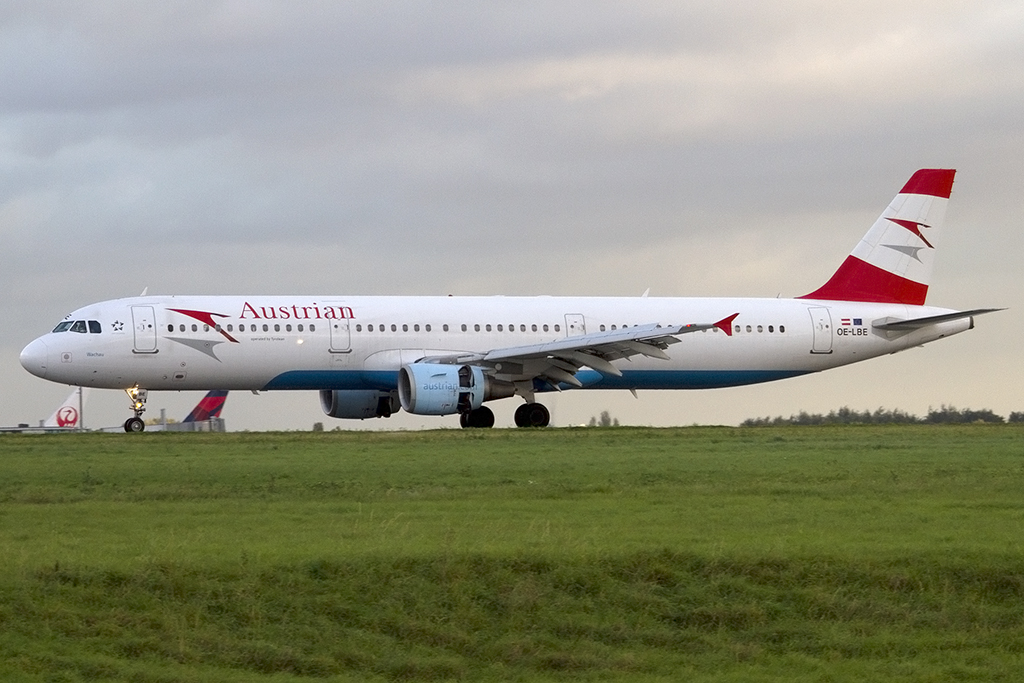 Austrian Airlines, OE-LBE, Airbus, A321-211, 23.10.2013, CDG, Paris, France




