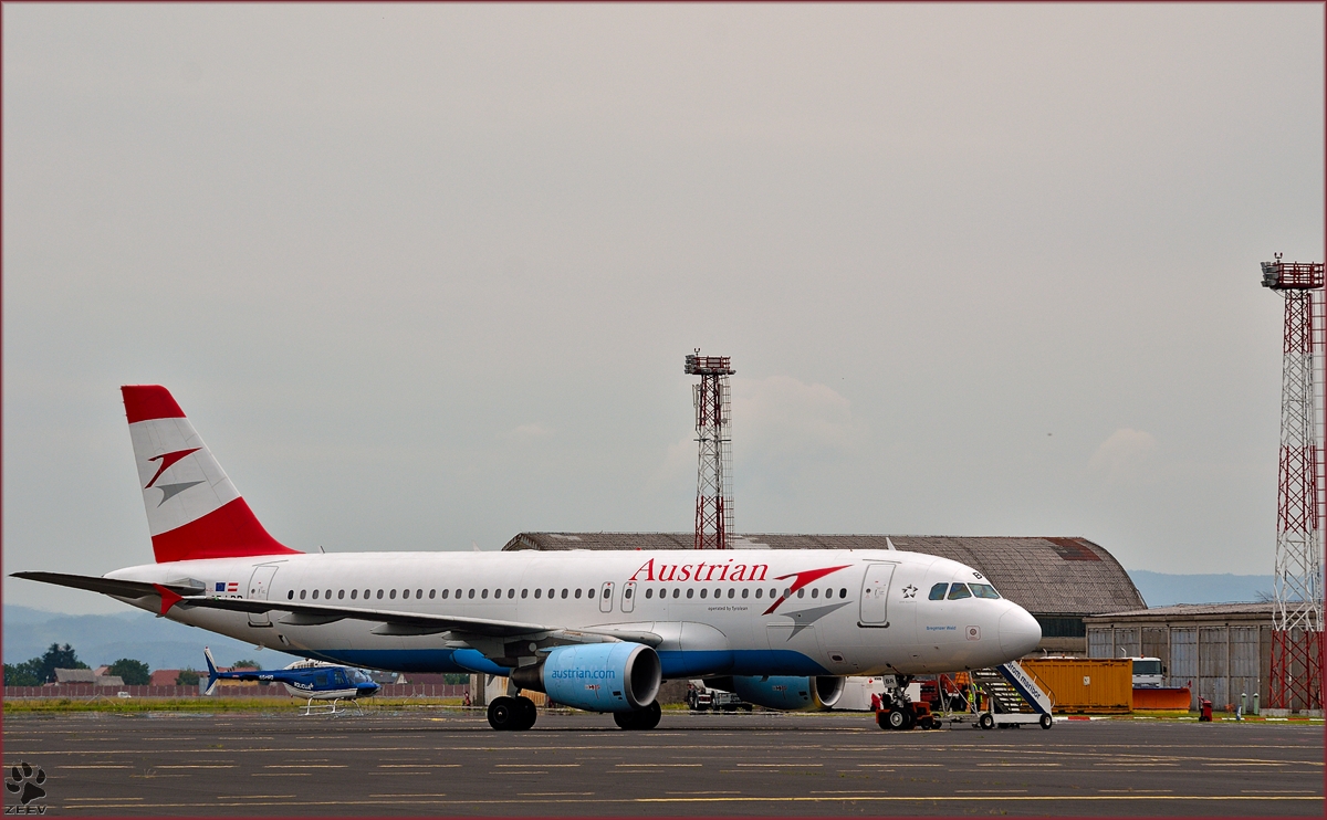 Austrian OE LBR, Airbus A320-214 auf Maribor Flughafen MBX. /17.6.2014