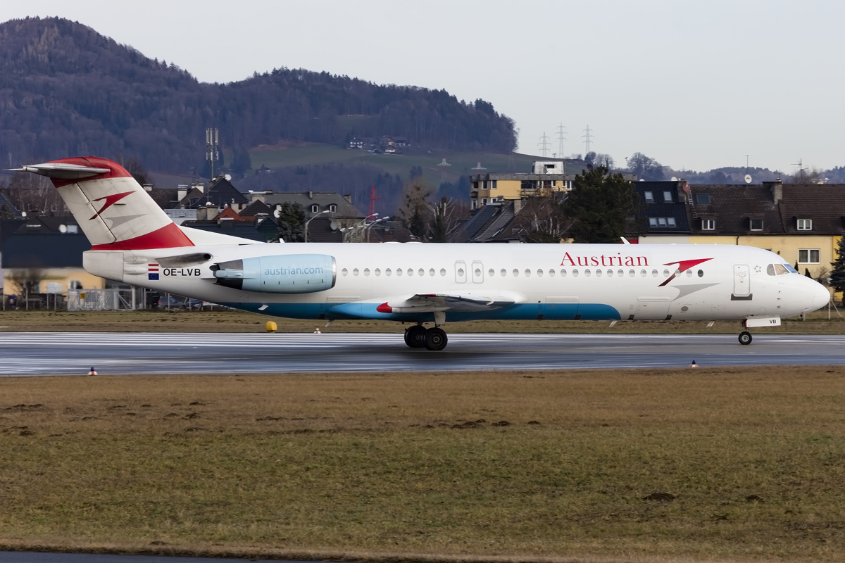 Austrian, OE-LVB, Fokker, F-100, 09.01.2016, SZG, Salzburg, Austria 


