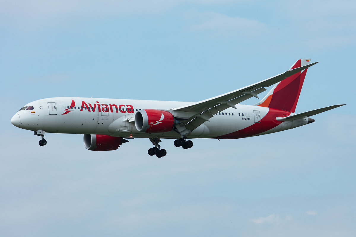 Avianca, N792AV, Boeing, B787-8, 01.05.2019, MUC, München, Germany



