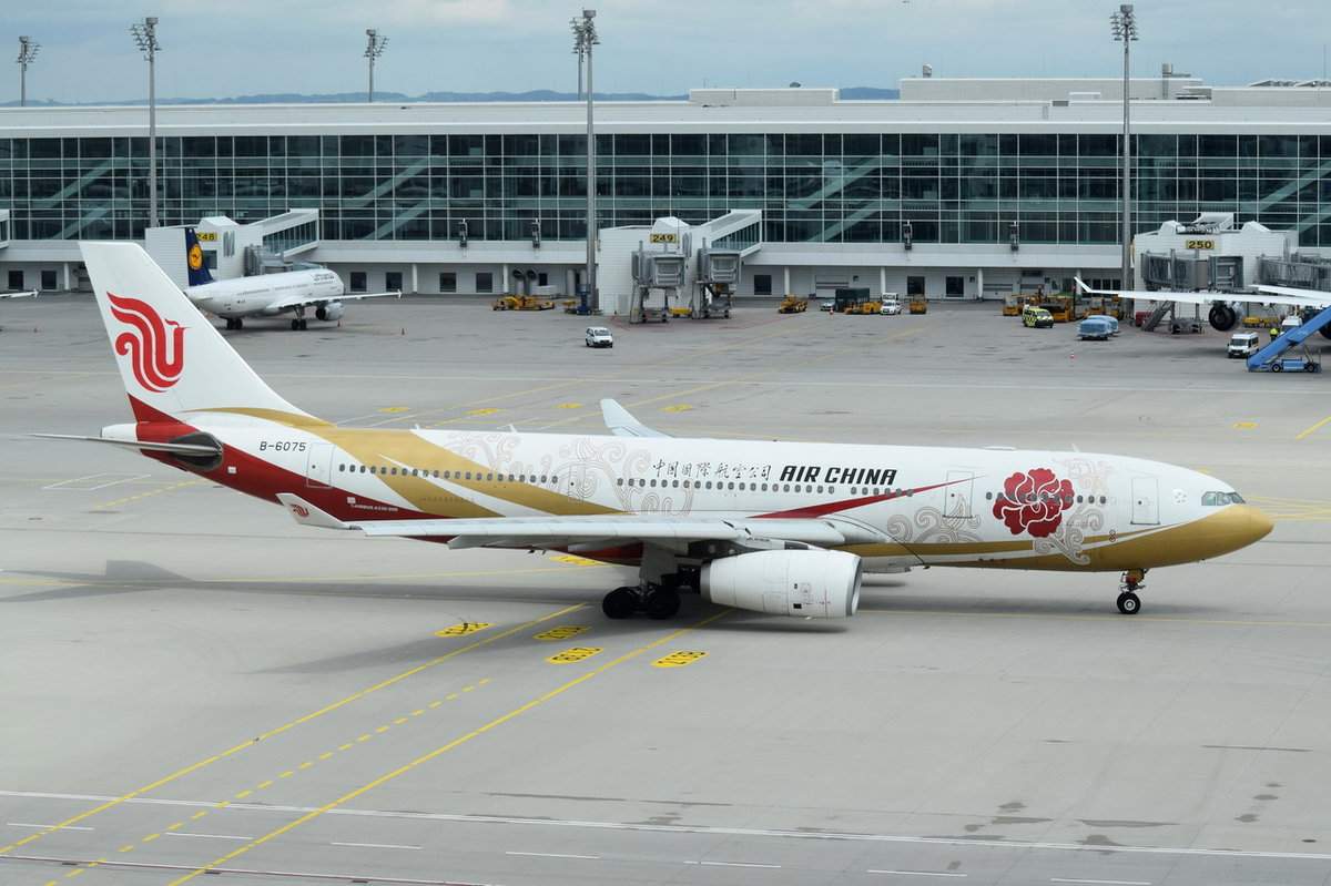 B-6075 Air China Airbus A330-243  zum Start am 16.05.2016 in München