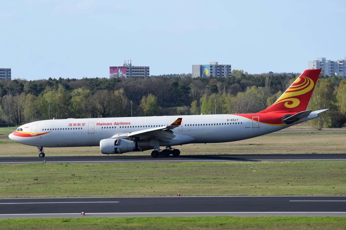 B-6527 Hainan Airlines Airbus A330-343 in Tegel am 20.04.2016 gelandet