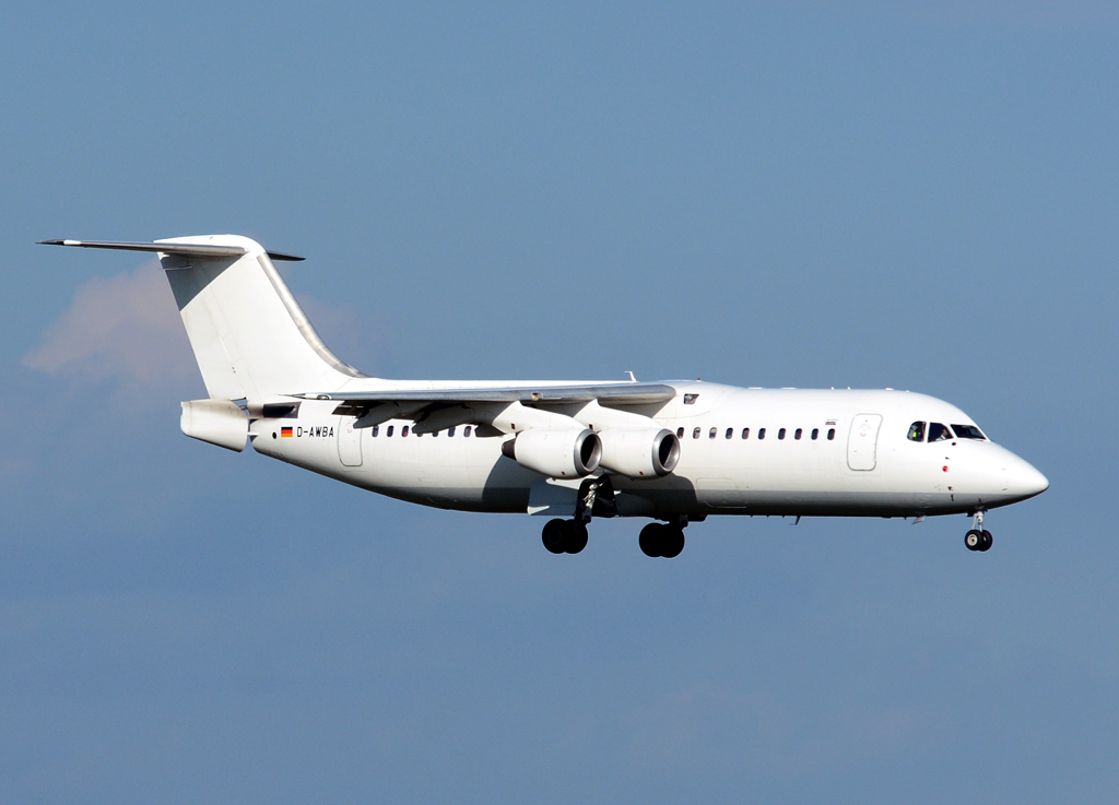 BAe 146-300 - D-AWBA - WDL-Aviation - final approach CGN - 19.10.2014