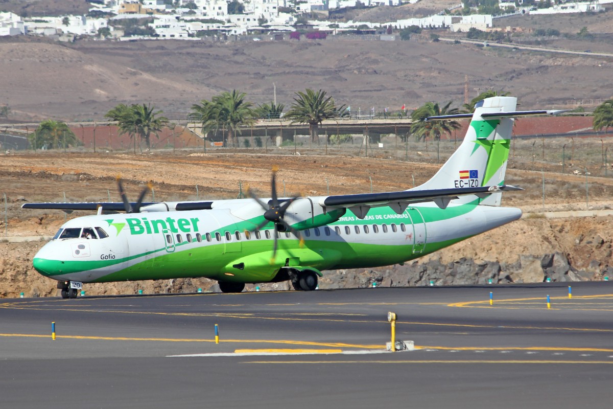 Binter Canarias, EC-IZO, ATR 72-212A, 15.Dezember 2015, ACE Lanzarote, Spain.  Gofio .