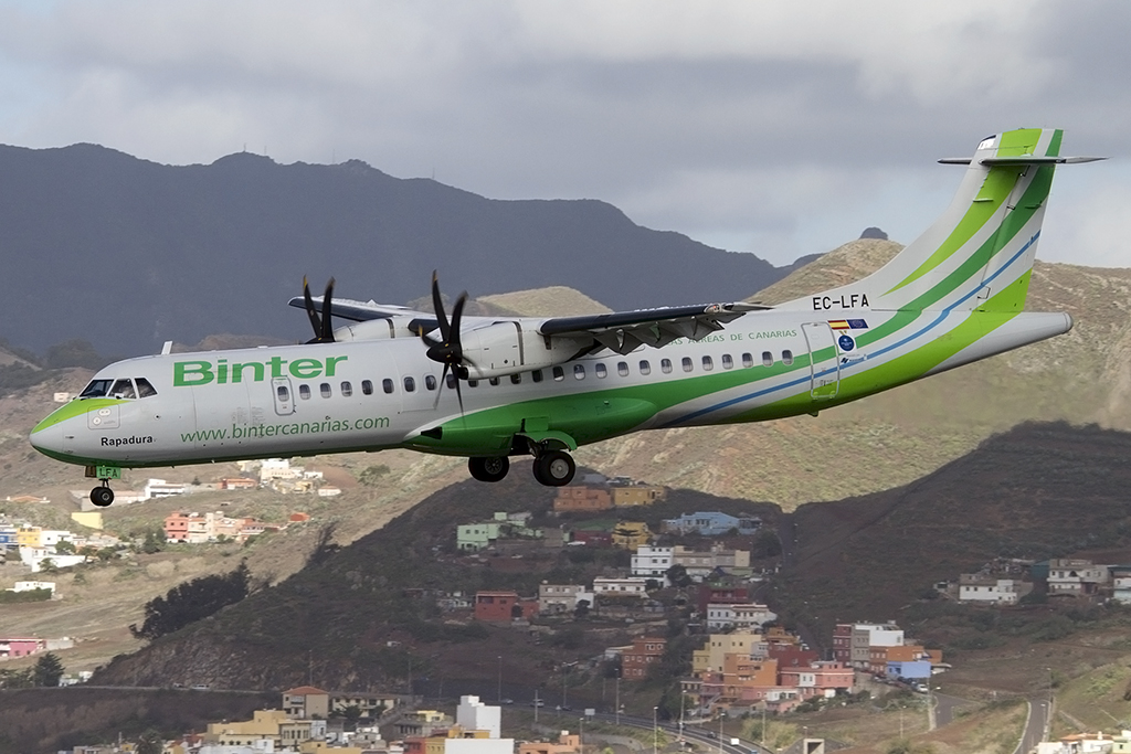 Binter Canarias, EC-LFA, Aerospatiale, ATR-72-212A, 18.11.2013, TFN, Teneriffa-Nord, Spain 




