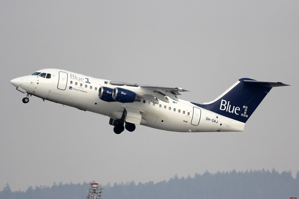 Blue 1, OH-SAJ, BAe Avro RJ85, msn: 2388, 24.Januar 2011, ZRH Zürich, Switzerland.