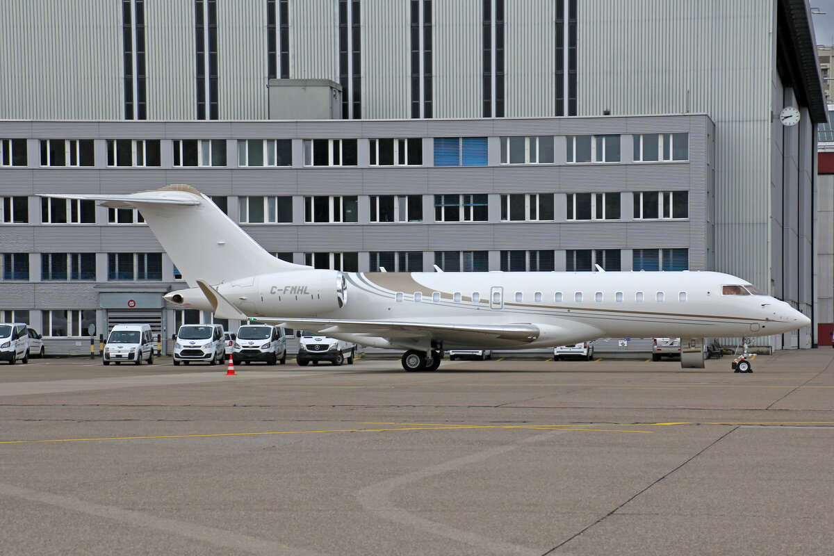 Bombardier Inc., C-FMHL, Bombardier Global 6500, msn: 60008, 08.August 2021, ZRH Zürich, Switzerland.