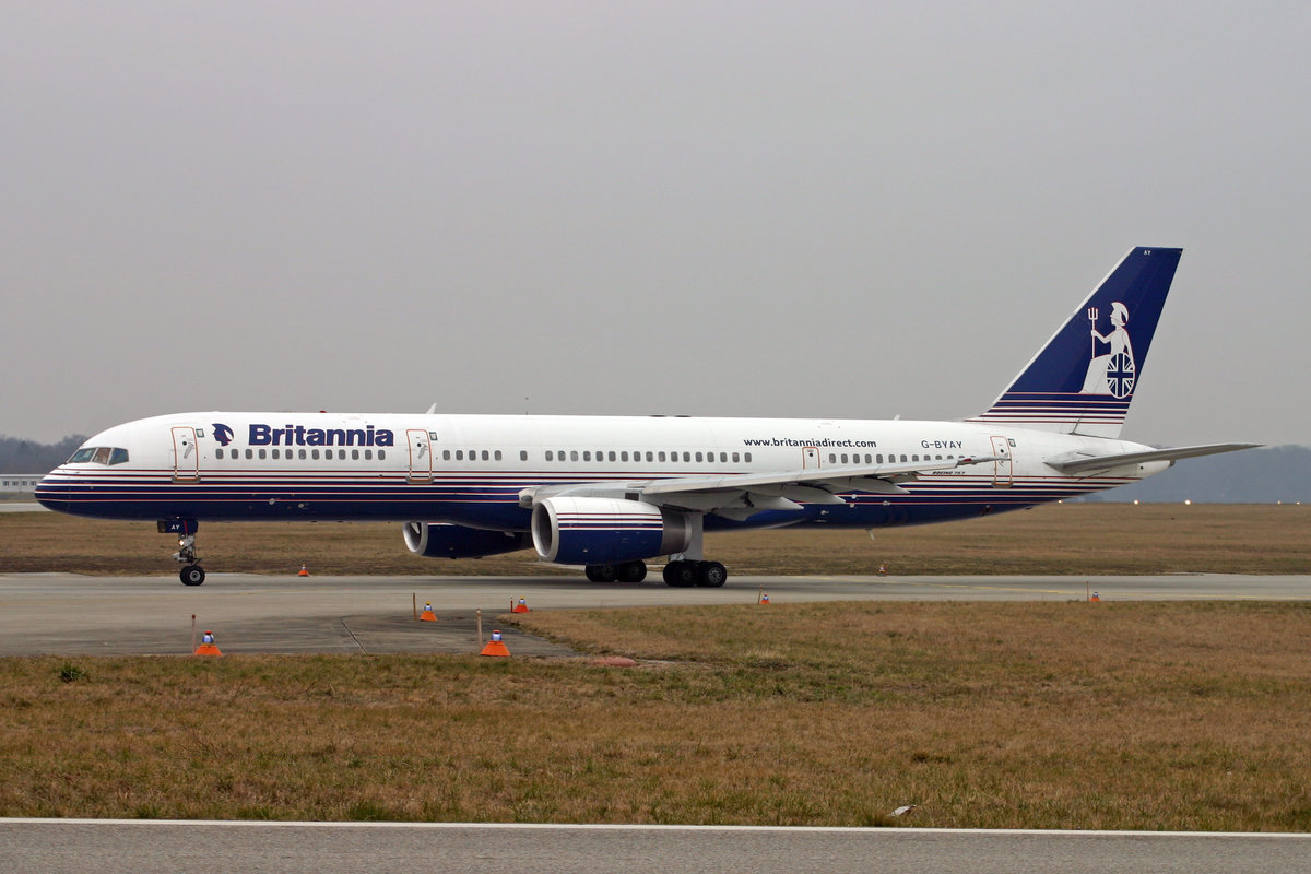 Britania Airways, G-BYAY, Boeing 757-204, msn: 28836/861, 15.Januar 2005, GVA Genève, Switzerland.