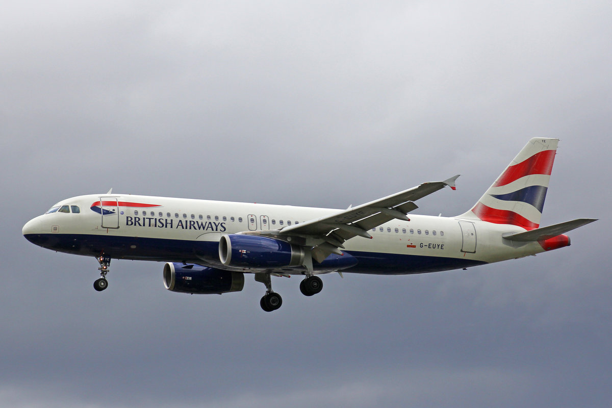 British Airways, G-EUYE, Airbus A320-232, 01.Juli 2016, LHR London Heathrow, United Kingdom.