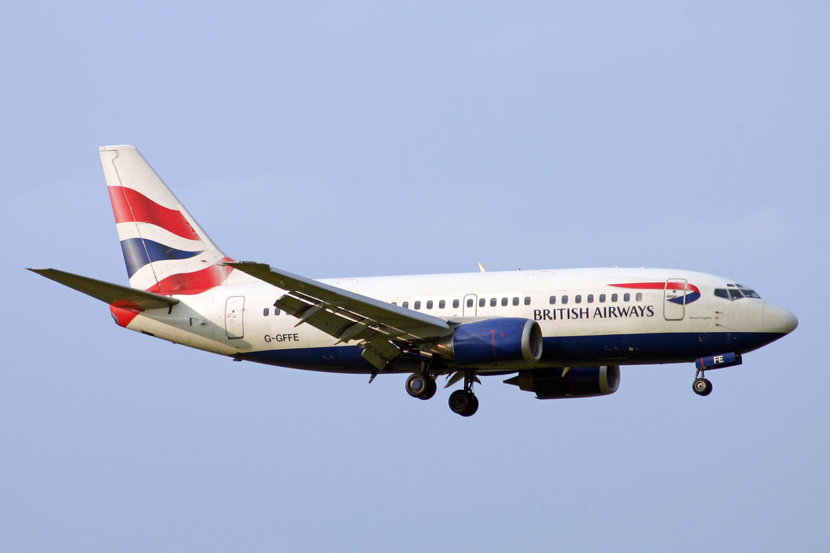 British Airways, G-GFFE, Boeing 737-528, msn: 27424/2720, 27.Juni 2006, ZRH Zürich, Switzerland.