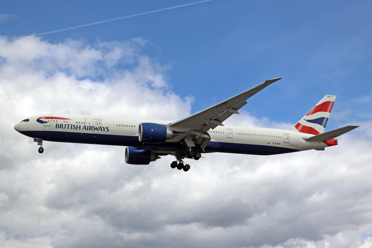 British Airways, G-STBD, Boeing B777-336ER, msn: 38695/968, 06.Juli 2023, LHR London Heathrow, United Kingdom.