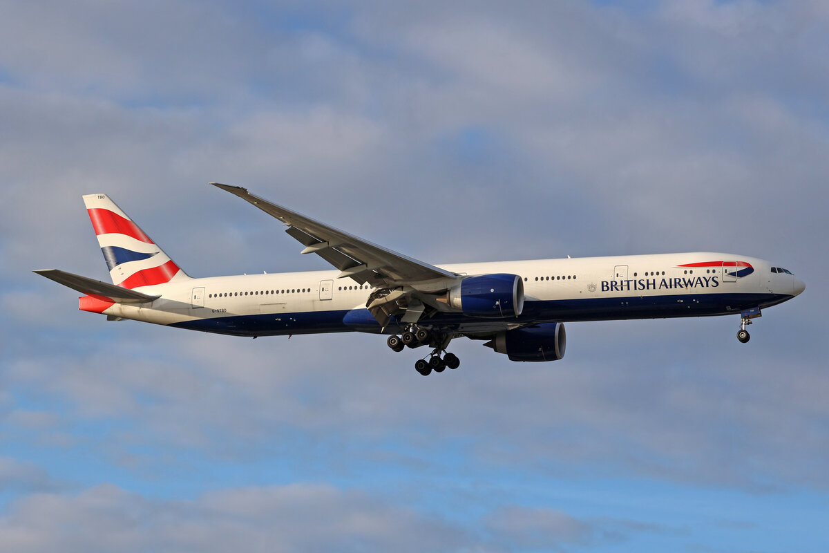 British Airways, G-STBO, Boeing B777-336ER, msn: 66584/1675, 06.Juli 2023, LHR London Heathrow, United Kingdom.