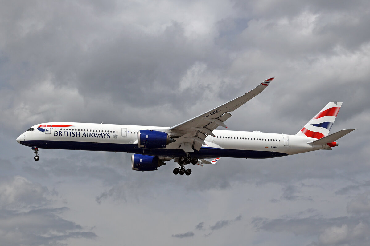 British Airways, G-XWBC, Airbus A350-1041, msn: 362, 06.Juli 2023, LHR London Heathrow, United Kingdom.