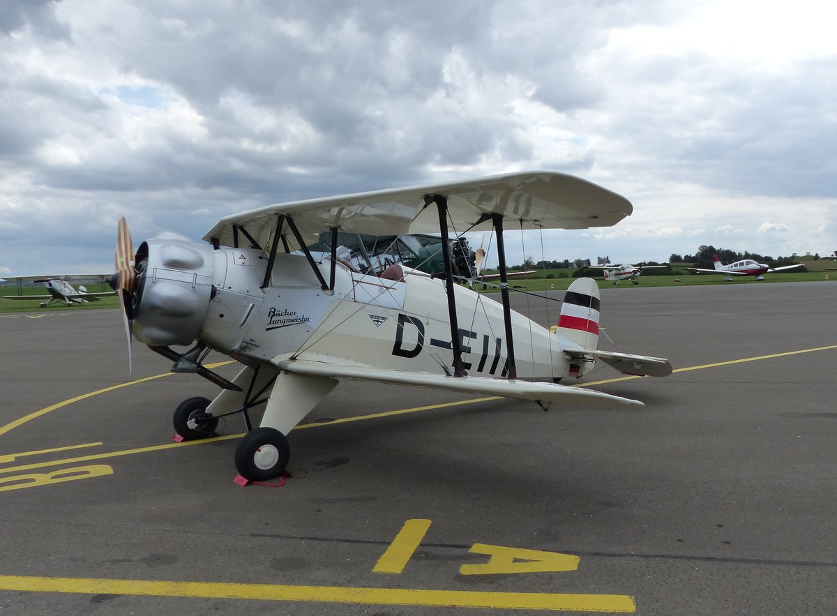 Bücker Bü 133 Jungmann, D-EIII bei der Vintage Aerobatic World Championship in Gera (EDAJ) am 16.8.2019