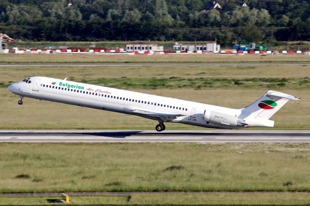 Bulgarian Air Charter LZ-LDS beim Start in Düsseldorf 7.6.2014