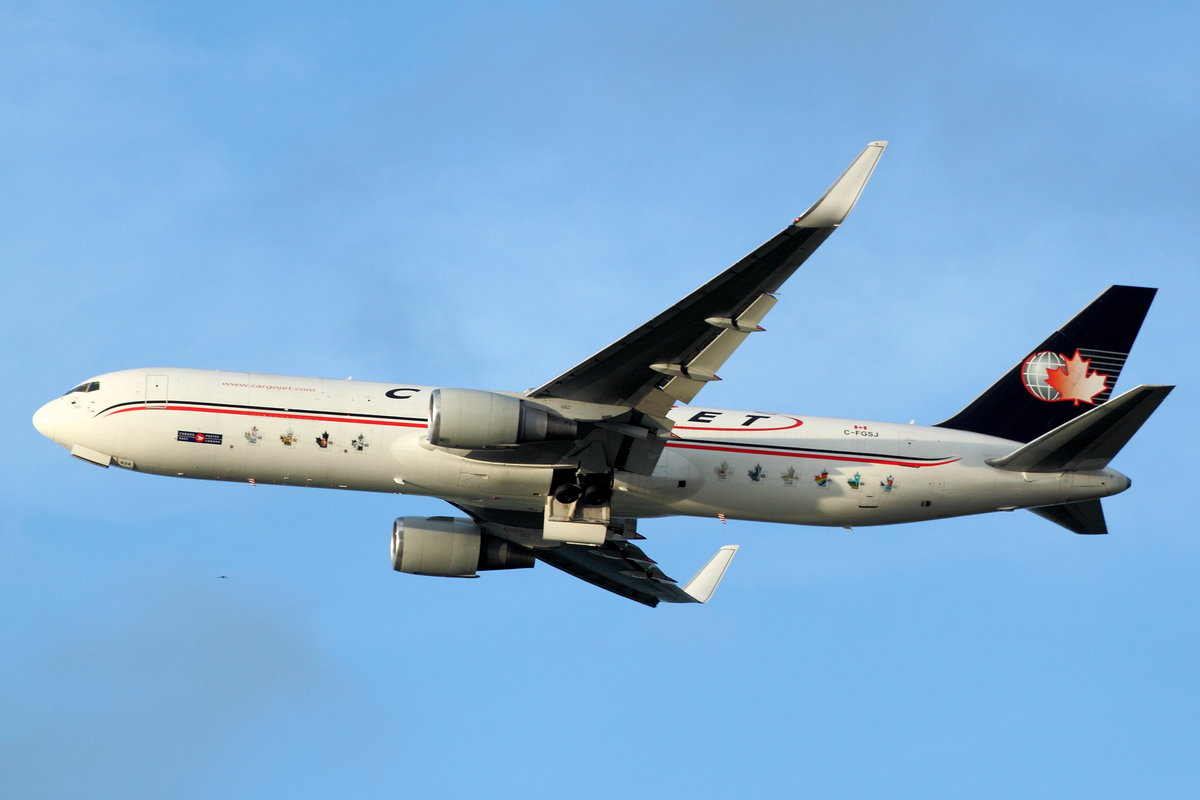 Cargojet Airways,  C-FGSJ, Boeing 767-300(F). Gestartet in Köln-Bonn /CGN/EDDK) nach Hamilton (YHM), CAN. Aufnahmedatum: 16.07.2017.