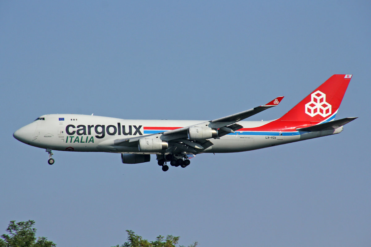 Cargolux Italia, LX-YCV, Boeing B747-4R7F, msn: 35805/1407,  Monte Rosa , 30.September 2020, MXP Milano-Malpensa, Italy.
