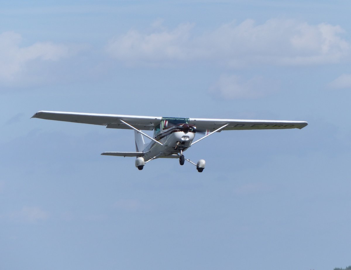 Cessna 152 II, D-ETRG gestartet in Gera (EDAJ) am 13.8.2016