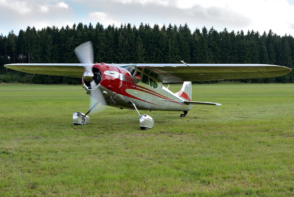 Cessna 175B, N3037B in Breitscheid 29.08.2015