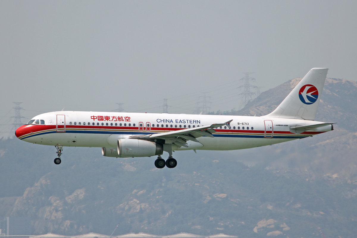 China Eastern Airlines, B-6713, Airbus A320-232, msn: 4343, 18.April 2014, HKG Hong Kong.