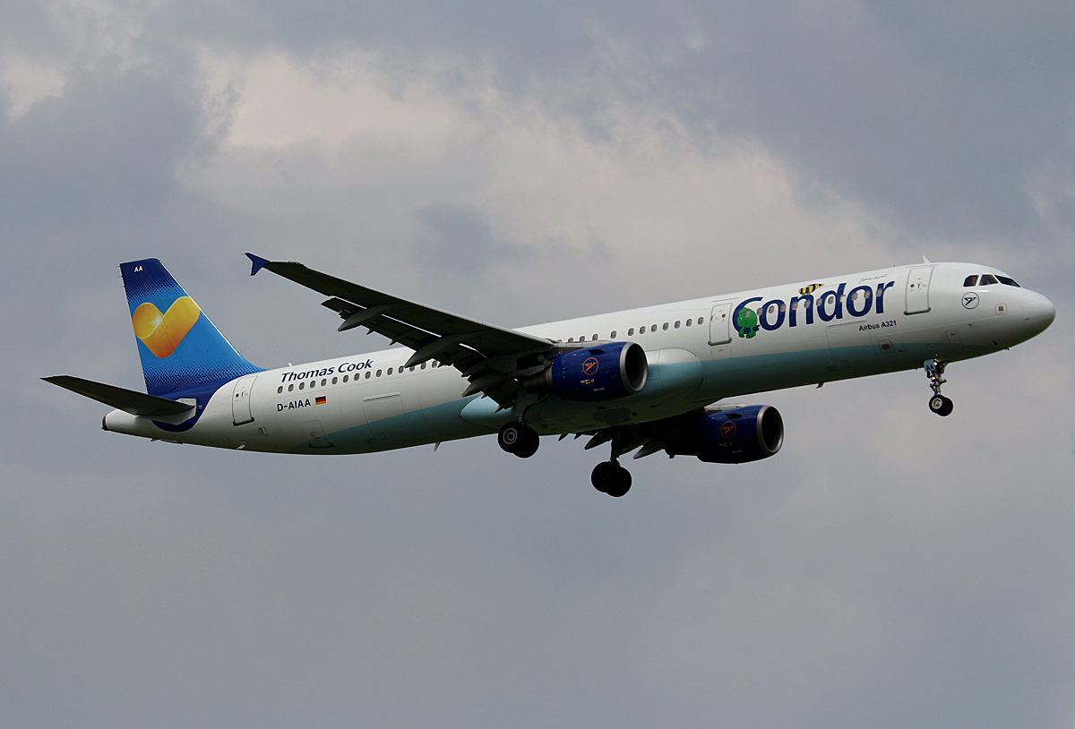 Condor, Airbus A 321-211, D-AIAA, SXF, 30.05.2016