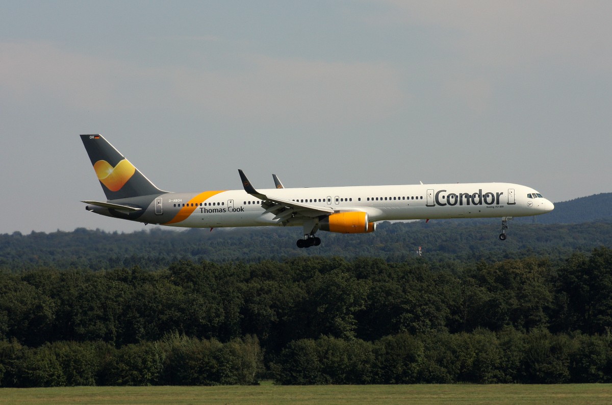 Condor, D-ABOH, (c/n 30030), Boeing 757-330 (WL), 11.09.2015, CGN-EDDK, Köln -Bonn, Germany 