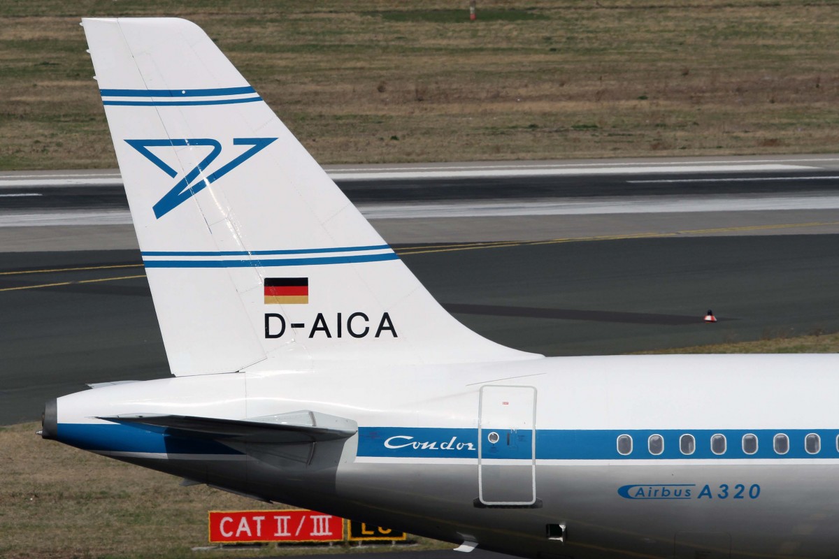 Condor, D-AICA  Hans , Airbus, A 320-212 (Seitenleitwerk/Tail ~ Retro-Lkrg.), 03.04.2015, DUS-EDDL, Düsseldorf, Germany