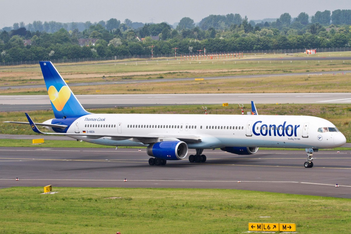 Condor (DE-CFG), D-ABOA, Boeing, 757-330 wl (Misch-Lkrg.), 27.06.2015, DUS-EDDL, Düsseldorf, Germany