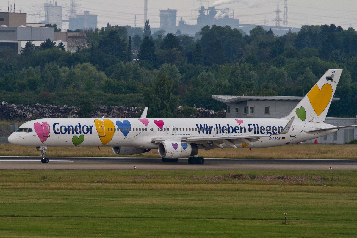 Condor (DE-CFG), D-ABON  Willi , Boeing, 757-330 wl (Wir lieben Fliegen - Lkrg.), 27.06.2015, DUS-EDDL, Dsseldorf, Germany