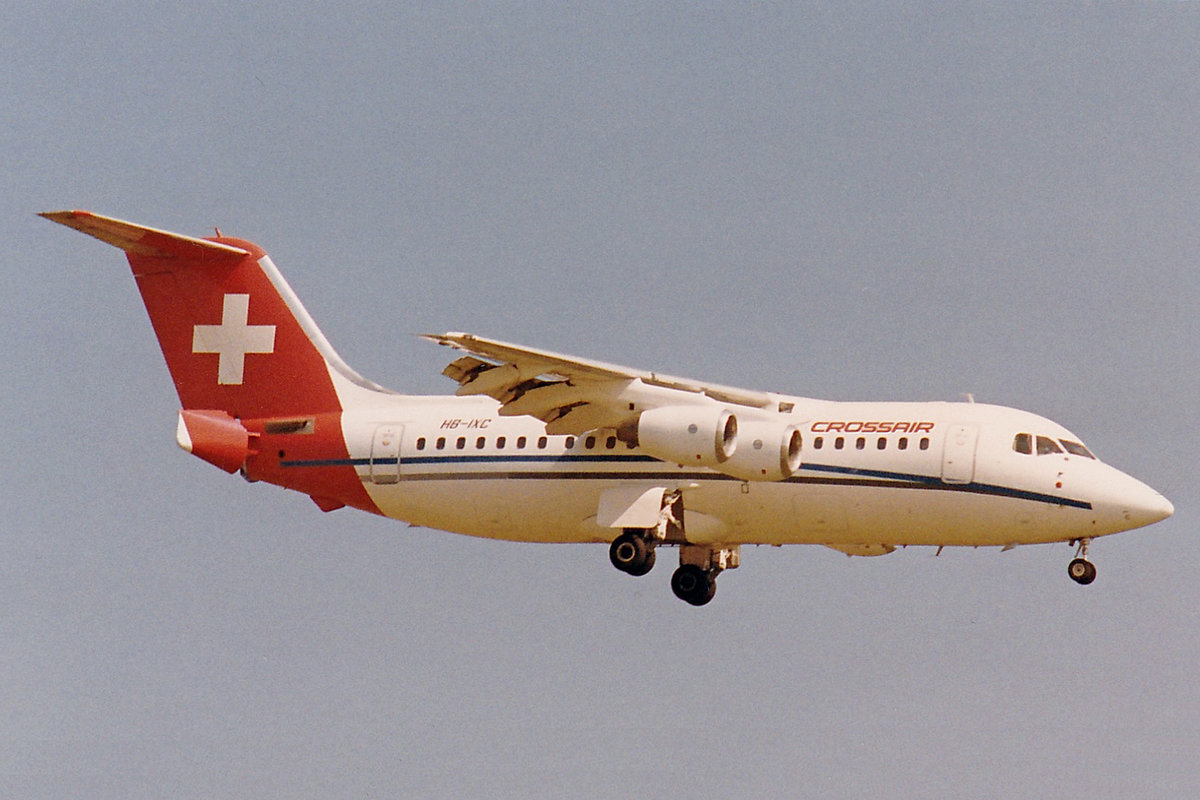 Crossair, HB-IXC, BAe 146-200, msn: E2072, September 1991, ZRH Zürich, Switzerland. Scan aus der Mottenkiste.