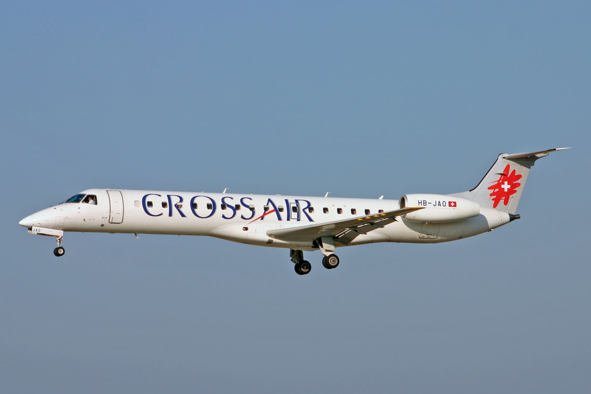 Crossair, HB-JAO, Embraer ERJ-145, 24.Juli 2006, ZRH Zürich, Switzerland.