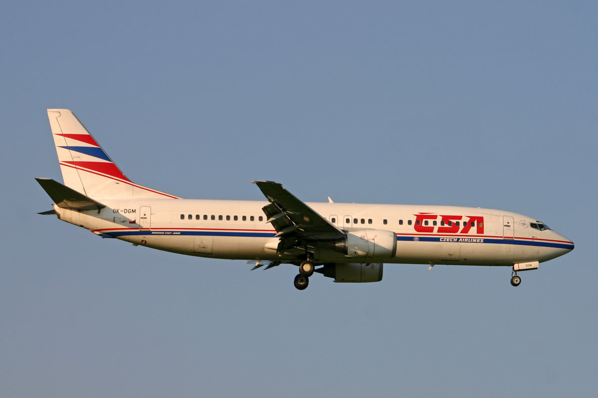 CSA Czech Airlines, OK-DGM, Boeing 737-45S, msn: 28473/3014, 17.August 2005, ZRH Zürich, Switzerland.