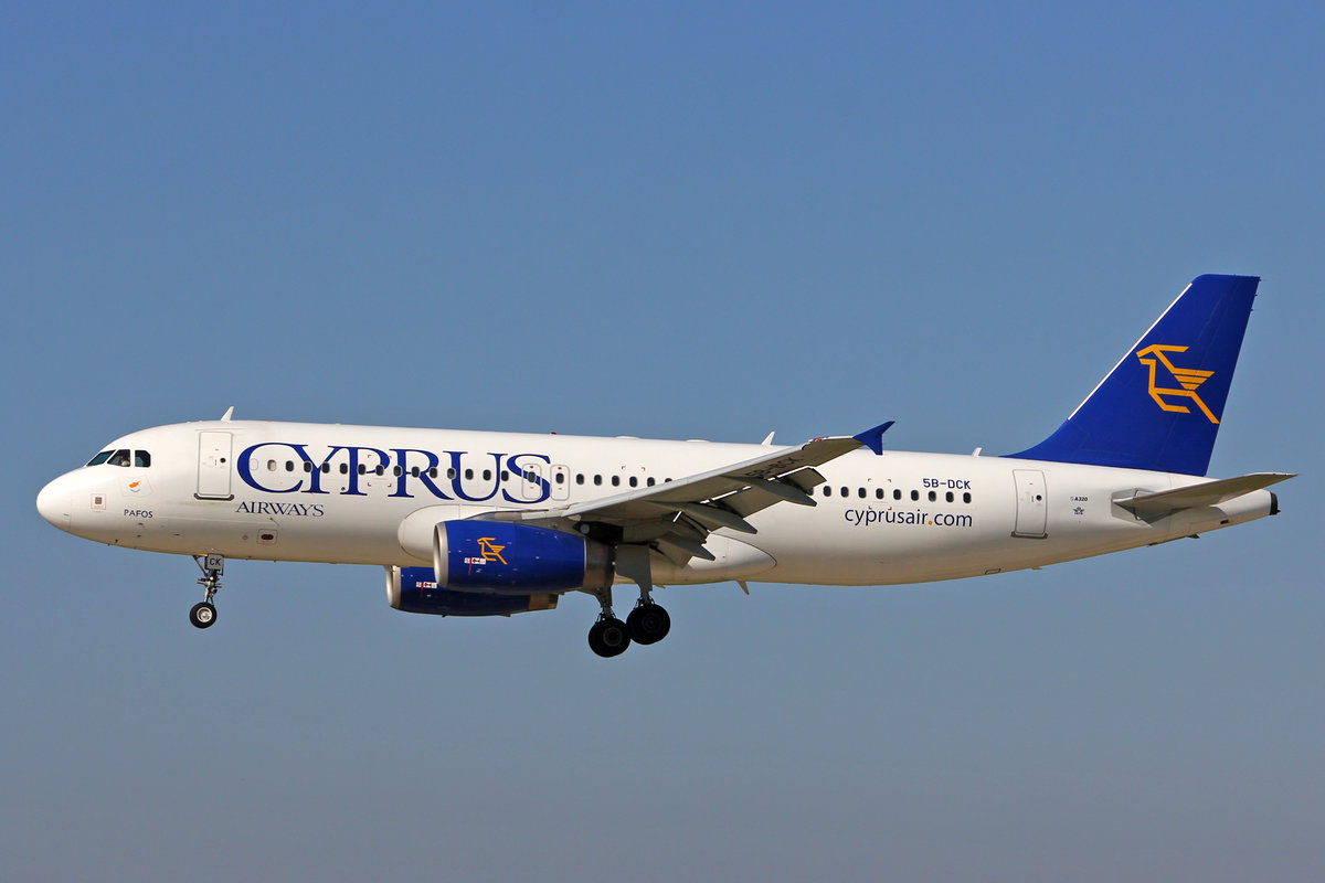 Cyprus Airways, 5B-DCK, Airbus A320-232, msn: 2275,  Pafos , 01.August 2012, ZRH Zürich, Switzerland.