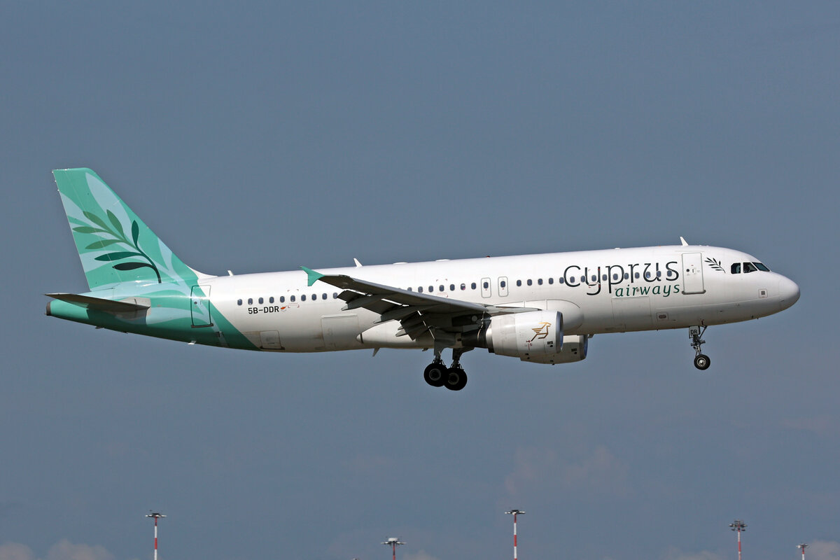 Cyprus Airways, 5B-DDR, Airbus A320-214, msn: 3933, 13.Juli 2023, MXP Milano Malpensa, Italy.