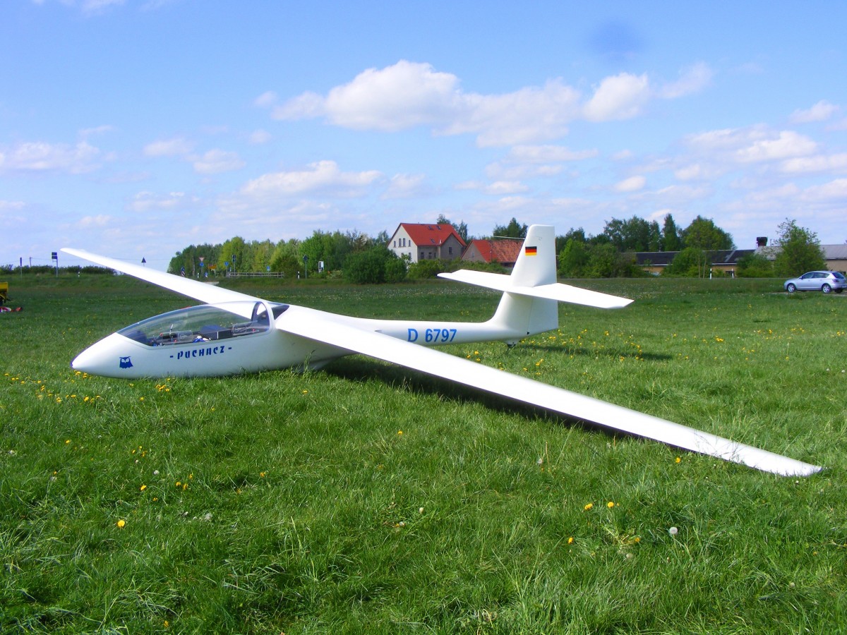 D-6797,SZD-50 Puchacz,Flugplatz Gera (EDAJ) am 14.5.2015