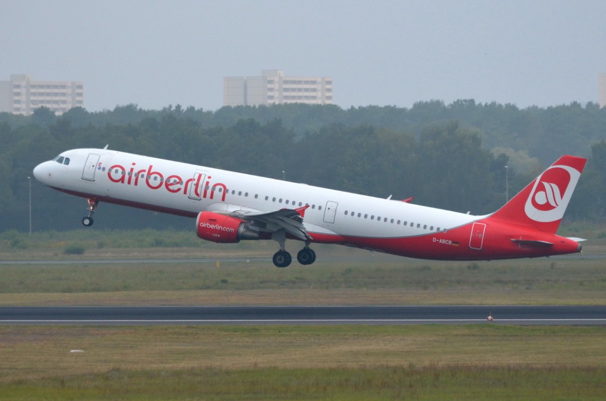 D-ABCB Air Berlin Airbus A321-211  in Tegel gestartet am 08.09.2014