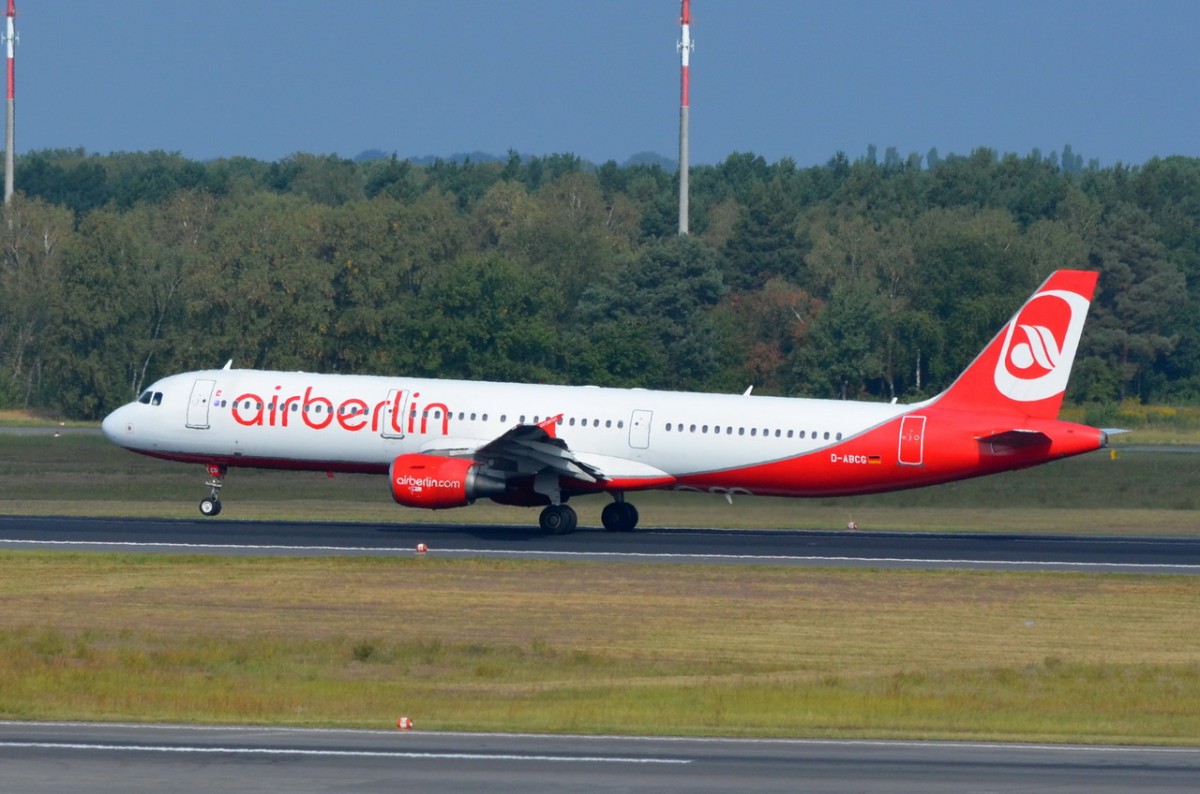 D-ABCG Air Berlin Airbus A321-211  beim Start in Tegel am 08.09.2014