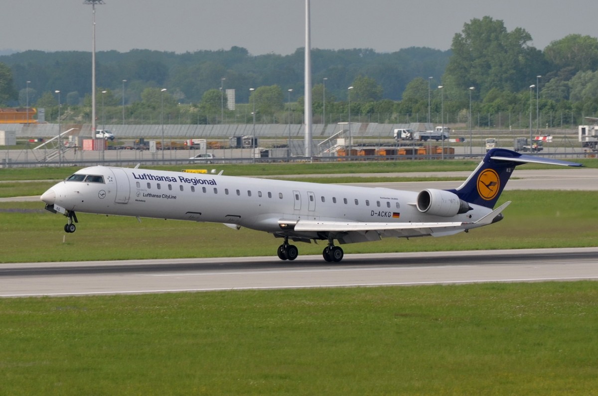 D-ACKG Lufthansa CityLine Canadair CL-600-2D24 Regional Jet CRJ-900LR  in München gelandet am  14.05.2015