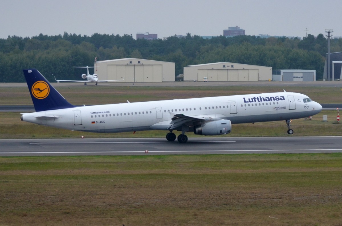 D-AIDD Lufthansa Airbus A321-231   in Tegel beim Start am 12.09.2014