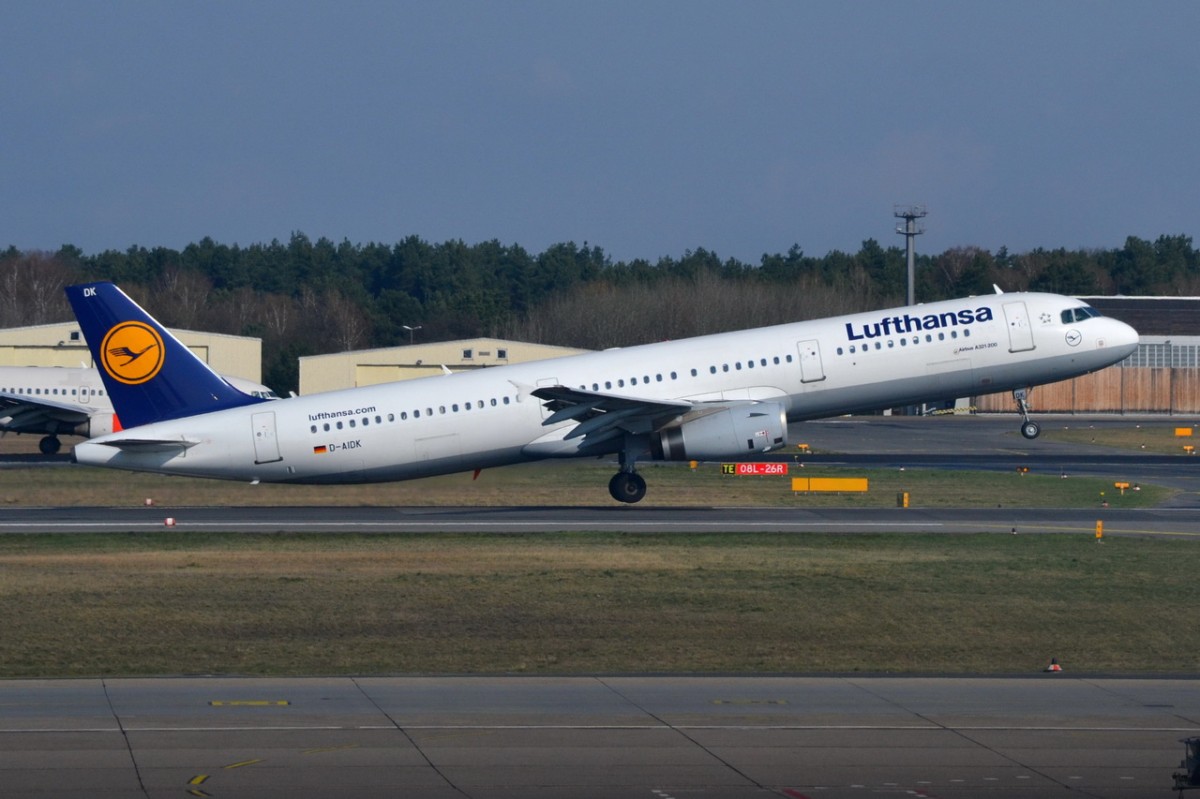 D-AIDK Lufthansa Airbus A321-231    Start in Tegel am 26.03.2014