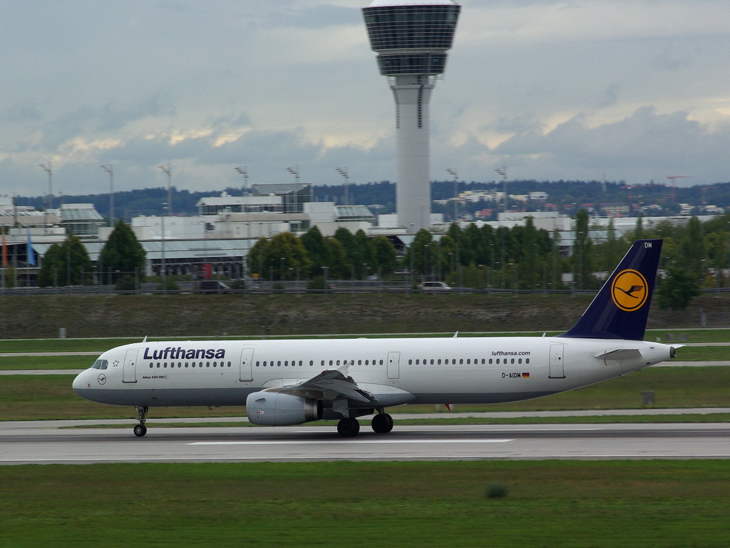 D-AIDM Lufthansa Airbus A321-231    15.09.2013

Flughafen Mnchen