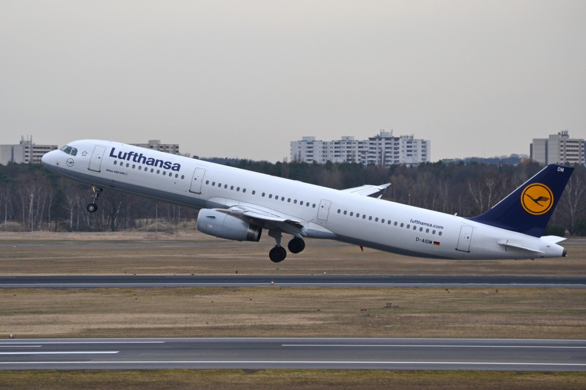 D-AIDM Lufthansa Airbus A321-231   18.02.2014   Berlin-Tegel