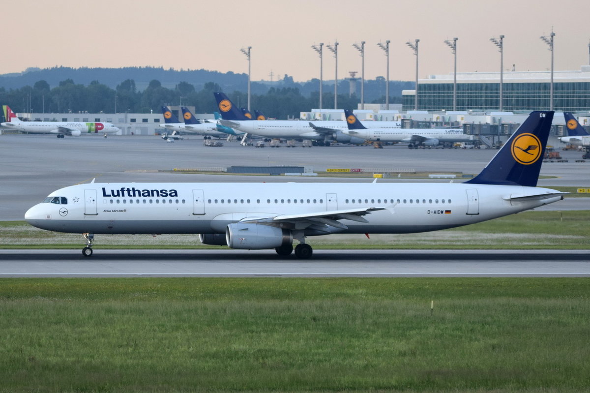 D-AIDW Lufthansa Airbus A321-231  , MUC , 02.06.2017