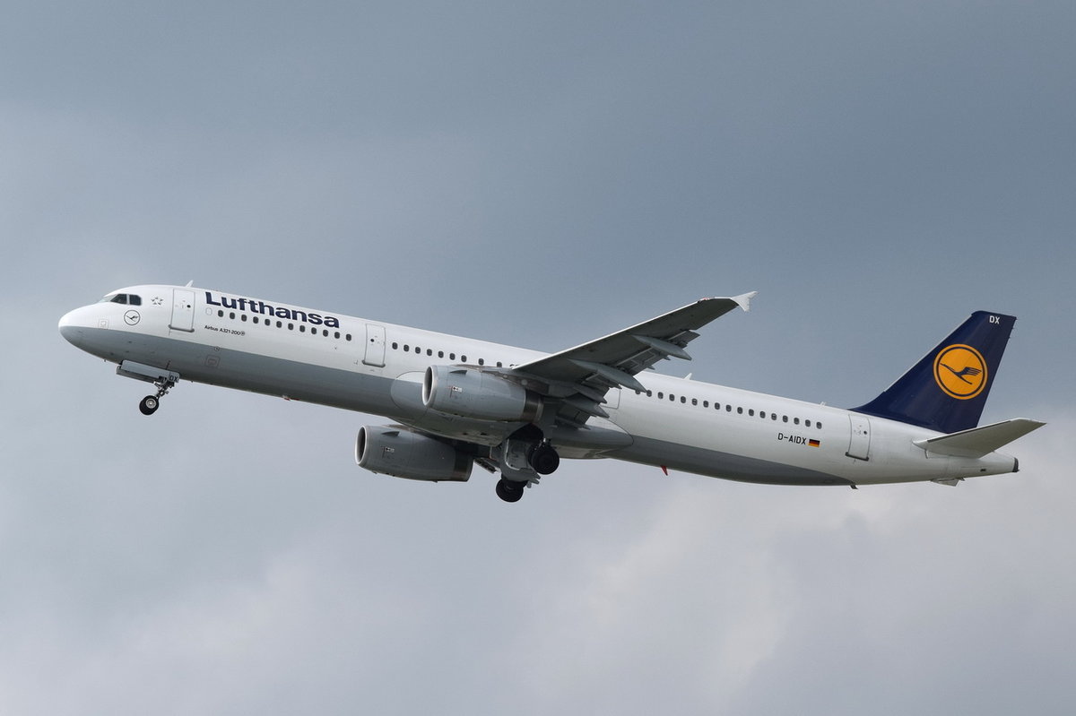 D-AIDX Lufthansa Airbus A321-231   gestartet am 14.05.2016 in München