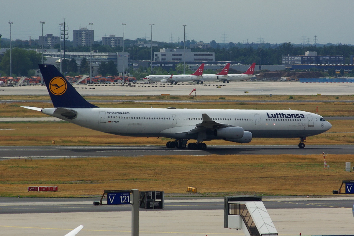 D-AIGH Lufthansa Airbus A340-311        08.08.2013

Flughafen Frankfurt