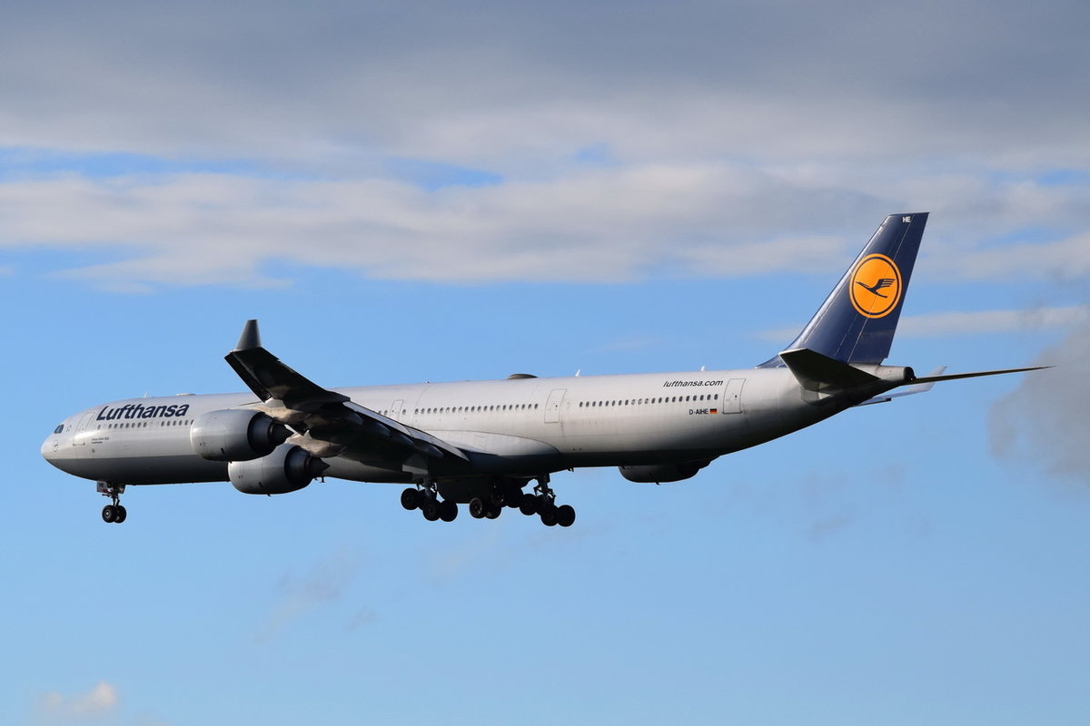 D-AIHE Lufthansa Airbus A340-642  Leverkusen   , MUC , 03.10.2017