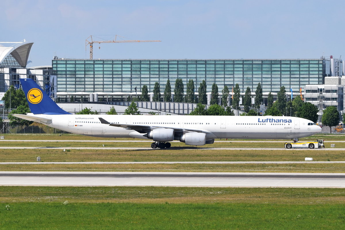 D-AIHI Lufthansa Airbus A340-642  Mönchengladbach   , MUC , 12.05.2018