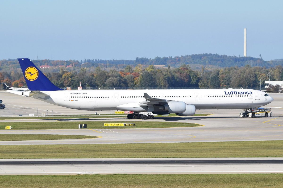 D-AIHU Lufthansa Airbus A340-642 , MUC , 12.10.2018