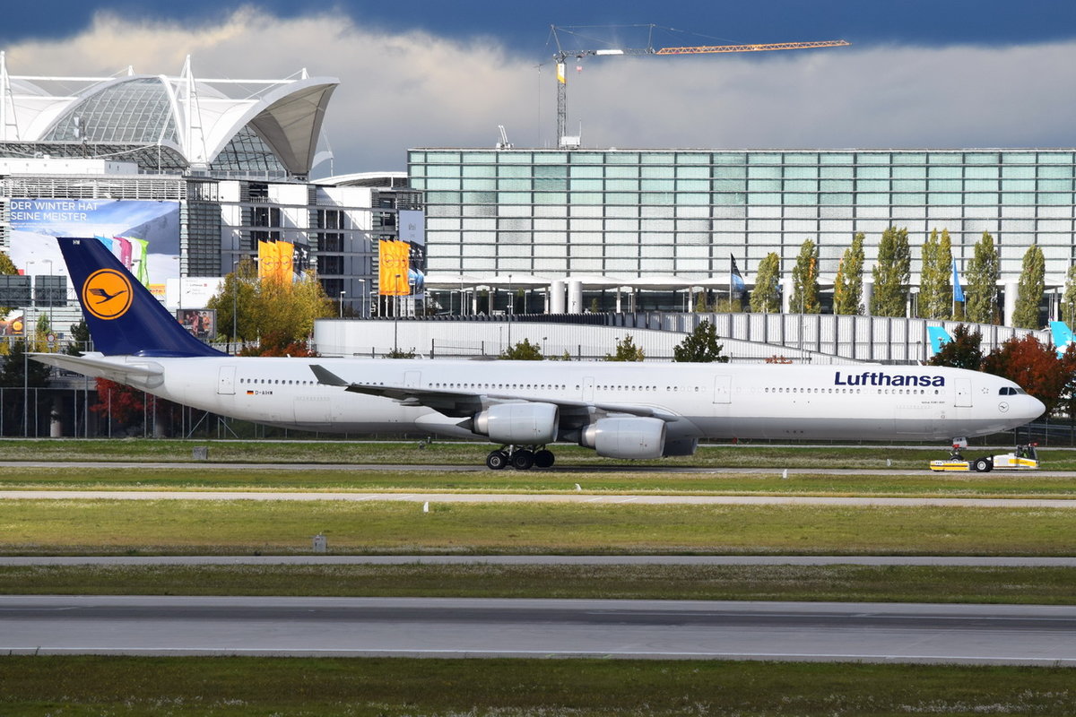 D-AIHW Lufthansa Airbus A340-642  , MUC , 03.10.2017